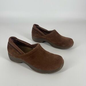 Dansko Brown Clogs (SB10#39)